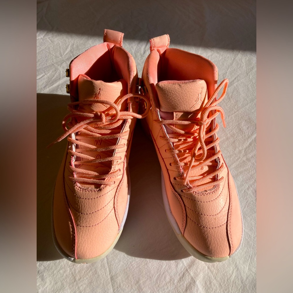 Air Jordans Pink Jumpman size 7